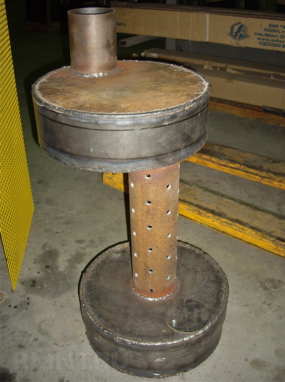 So installieren Sie einen Dickbauchofen mit Ihren eigenen Händen in der Garage
