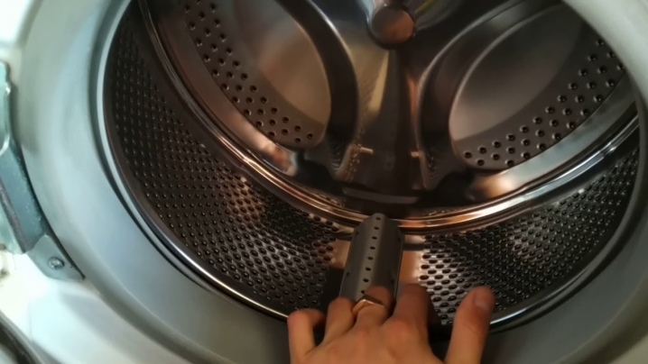 So wechseln Sie das Lager an der Indesit-Waschmaschine: Schritt-für-Schritt-Anleitung