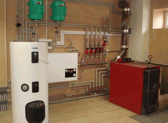 Gas- und Elektrokessel in einem System: Merkmale der Montage einer Parallelschaltung