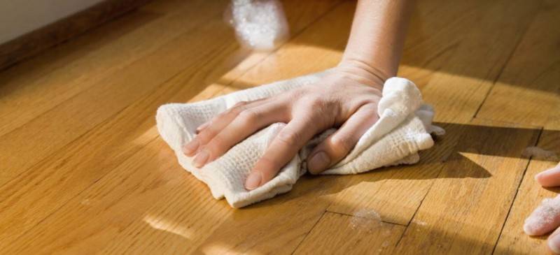 At vaske eller ikke at vaske: hvor kom forbuddet mod mopping om aftenen fra