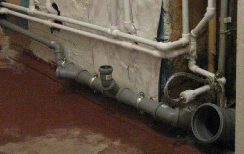 Polypropylen- oder Metall-Kunststoff-Rohre: Was ist in der jeweiligen Situation besser?