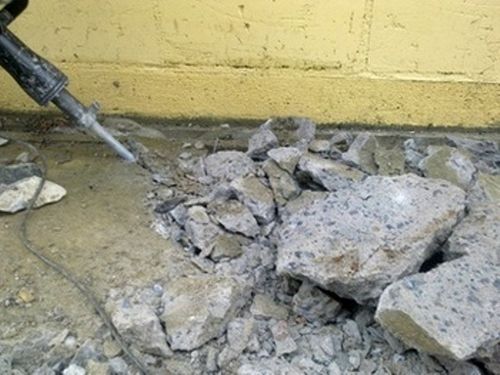 Demontage des Bodens: Merkmale der Verschrottung verschiedener Bodenbeläge | Tipps bauen