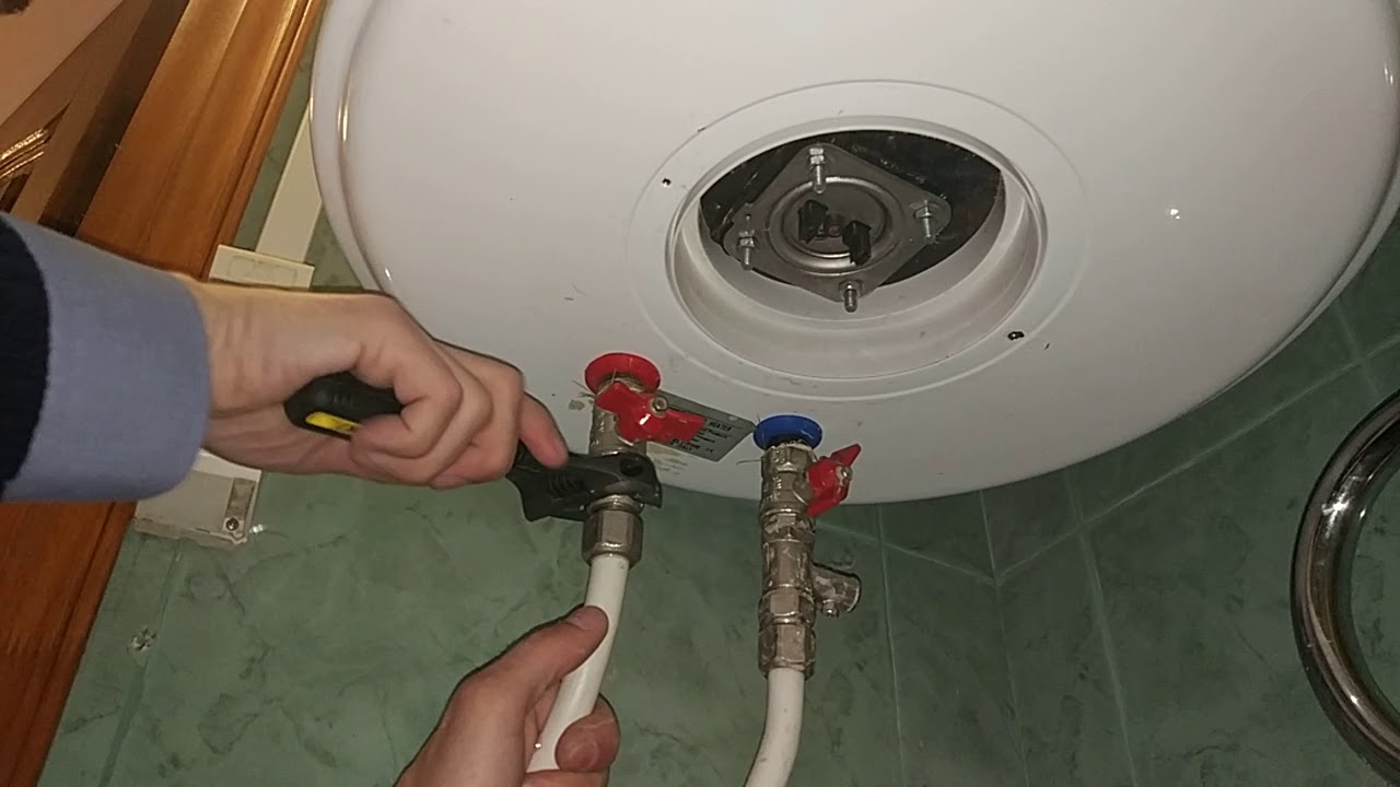 Wie kann man Wasser aus einem Thermex-Warmwasserbereiter ablassen? Kessel mit einem Volumen von 50 und 80 Litern, wie man Wasser aus der Heizung ablässt