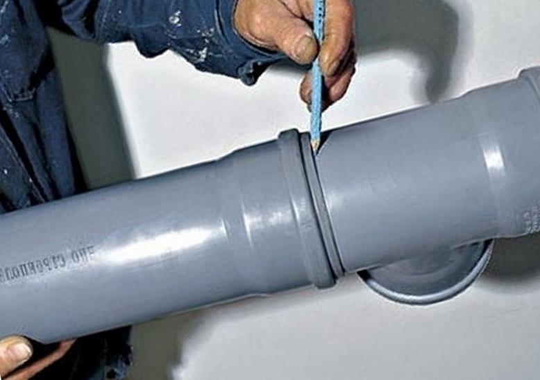 Einbauanleitung für das Abwasserrohr des Außen- und Innensystems