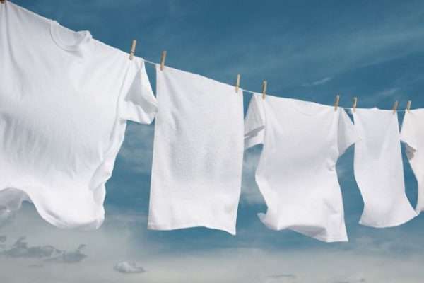 Hvorfor du ikke kan tørre vasket tøj i lejligheden