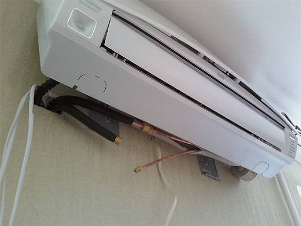 Wann eine Klimaanlage während der Reparatur installiert werden sollte: Der optimale Zeitraum für die Installation einer Klimaanlage