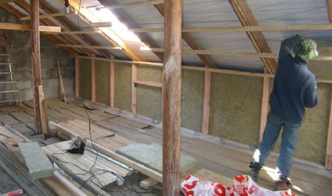 Hvad er bedre at isolere loftet - vælg materialet