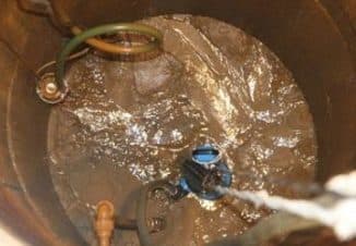 Trübes Wasser: Warum das Wasser aus dem Brunnen trüb wird und nicht pumpt, was zu tun ist und wie man Trübungen entfernt