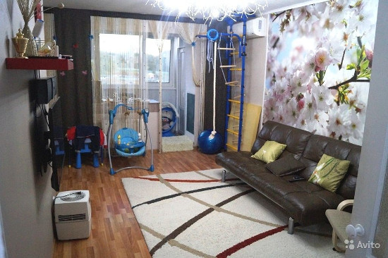 5 schöne Ideen für die Verwendung von zwei verschiedenen Tapeten in Ihrem Schlafzimmer