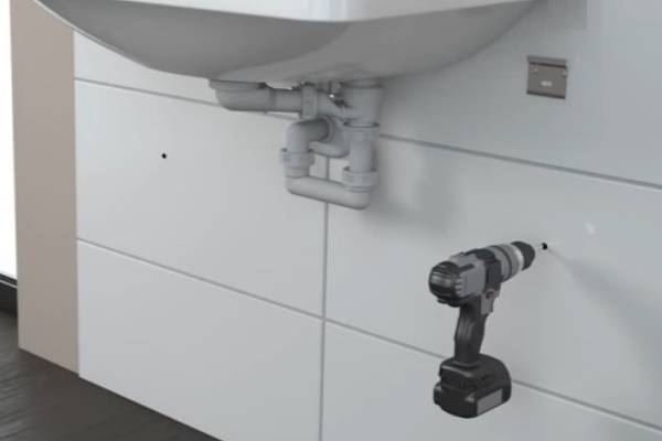 Schrank unter dem Waschbecken im Badezimmer mit eigenen Händen