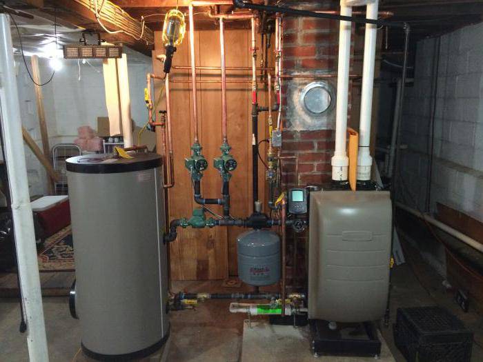 Warum der Gasboiler ausgeht: Alle 12 Gründe, warum der Docht und der Hauptbrenner des Boilers so oft ausgehen, Empfehlungen für Boden- und Wandmodelle