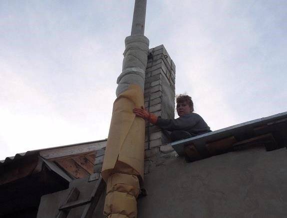 Wie werden Heizungsrohre auf der Straße isoliert?