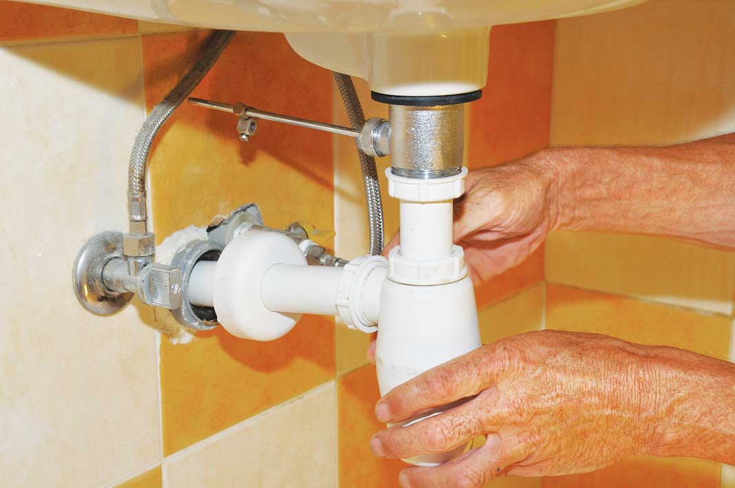 Wie montiert man einen Waschbeckensiphon? Einbau in Küche und Bad, Einbau und Austausch, Einbau eines Siphons mit Überlauf und Anschlussplan, Wechsel und Demontage, Einbau richtig