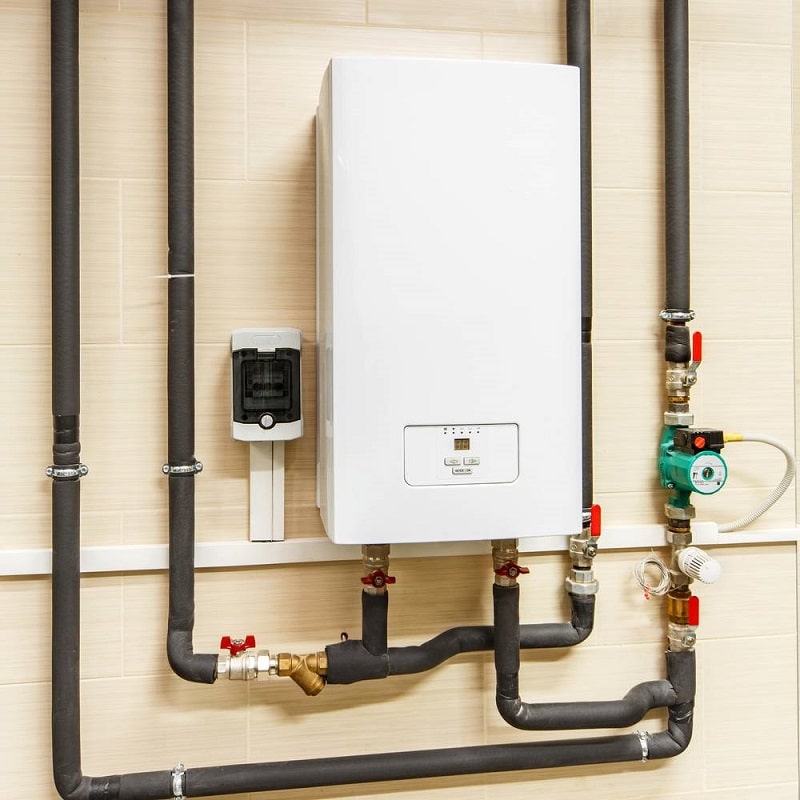 Sparsamer Elektrokessel zum Heizen einer Sommerresidenz: Bewertung der Besten