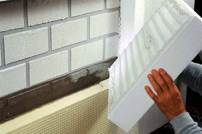 Arten und Wahl der Isolierung für die Außenwände des Hauses