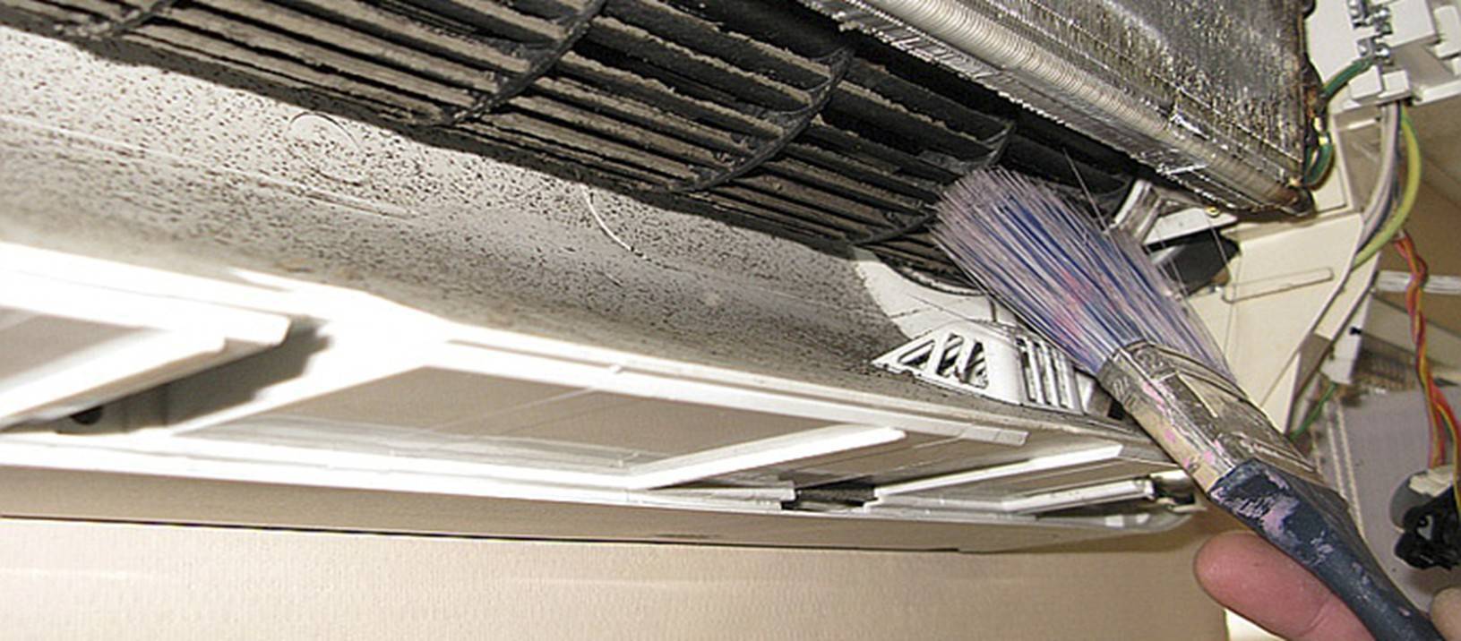 So reinigen Sie das Splitsystem selbst