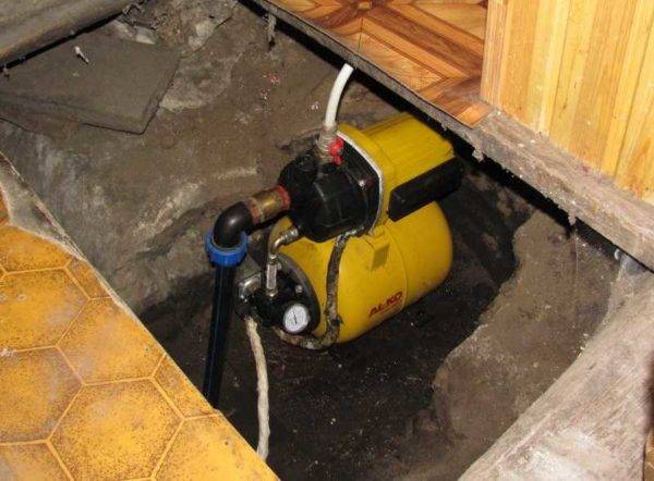 Anschließen einer Pumpstation an einen Brunnen: technologische Merkmale der Arbeit