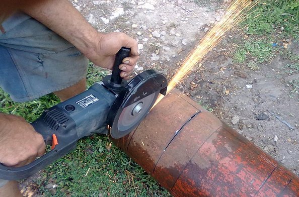 Wie man mit eigenen Händen einen Metallofen baut