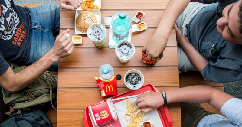 17 Geheimnisse, die nur McDonald's-Mitarbeiter kennen
