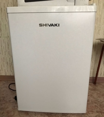 Sharp køleskabe: anmeldelser, fordele og ulemper + de 5 mest populære modeller
