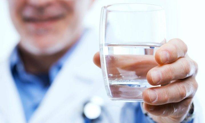 Wie man mit eigenen Händen einen Wasserfilter herstellt