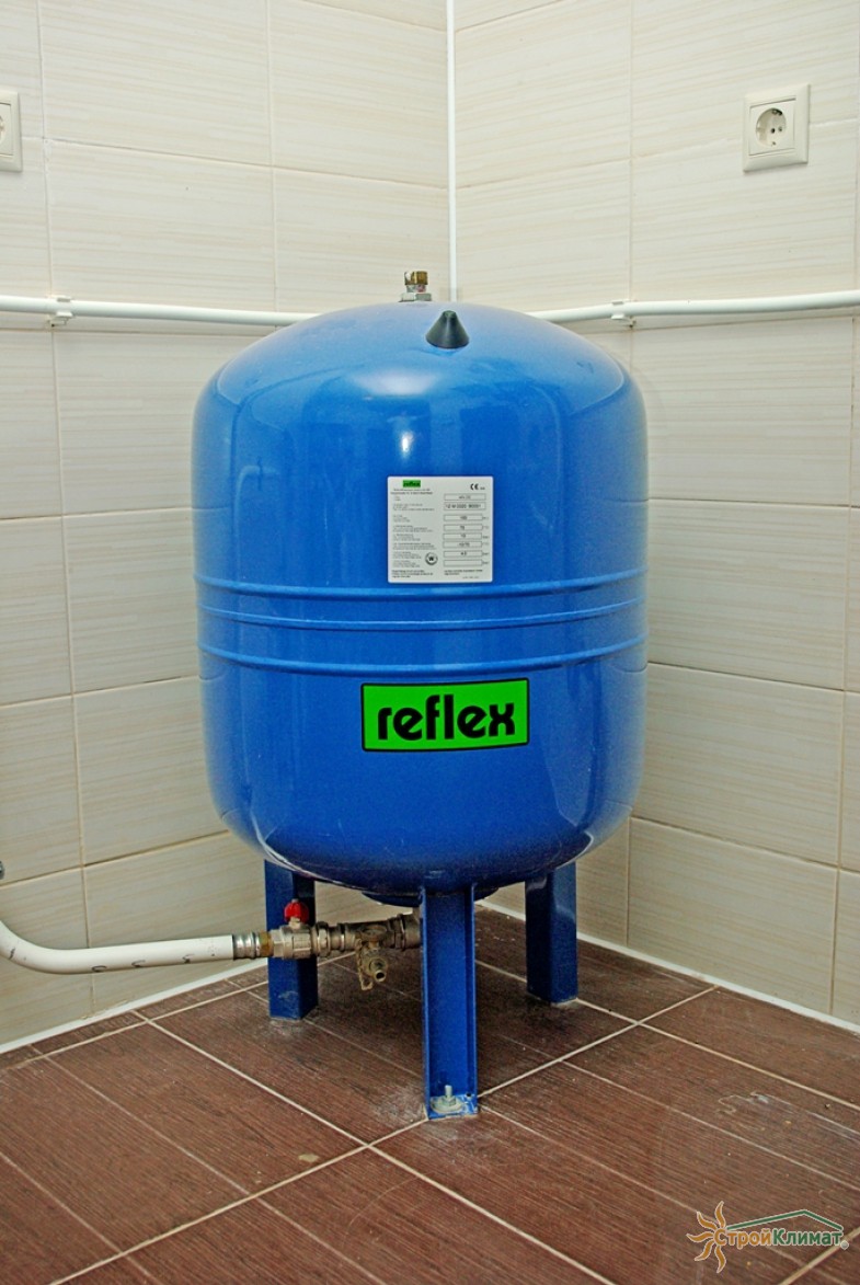So stellen Sie den Wasserdruckschalter mit einem Hydrospeicher einer Tiefenpumpe für 50 und 80 Liter ein: Einrichtung, Einstellanleitung