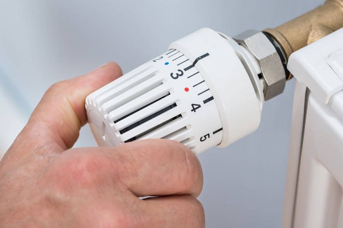Thermostat für eine Heizbatterie: Varianten, Installation und Konfiguration