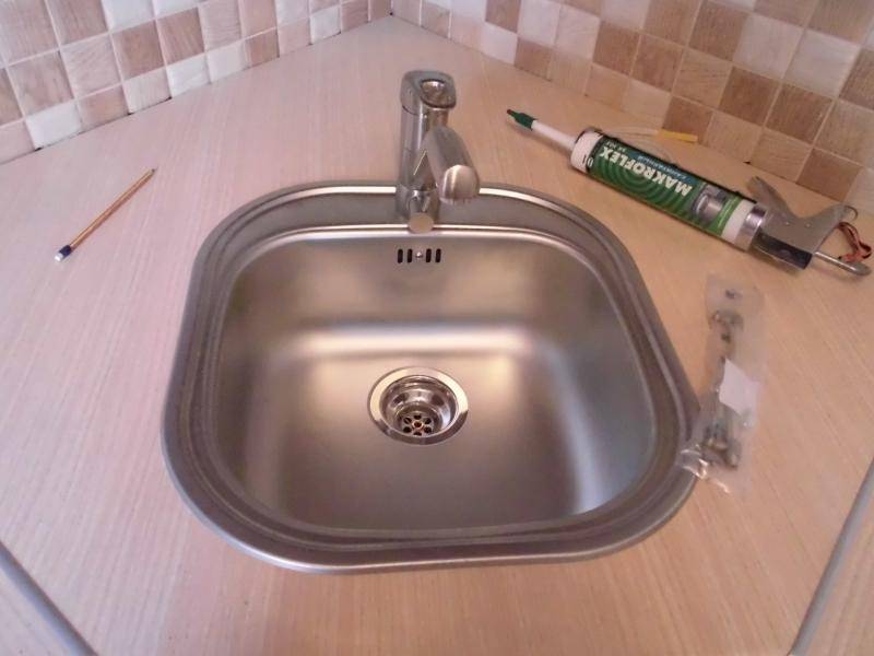 Bordvask på badeværelset: hvordan vælger du + monteringsvejledning