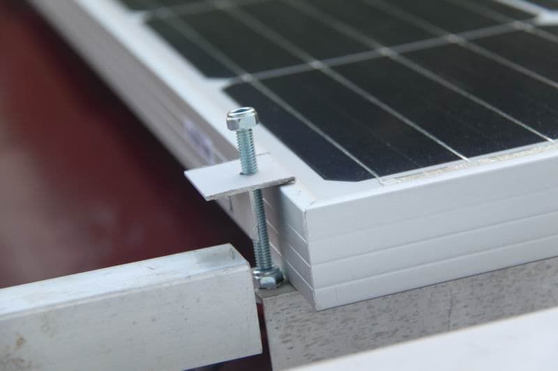 Solpaneler til sommerhuse og huse: typer, driftsprincip og procedure for beregning af solcelleanlæg
