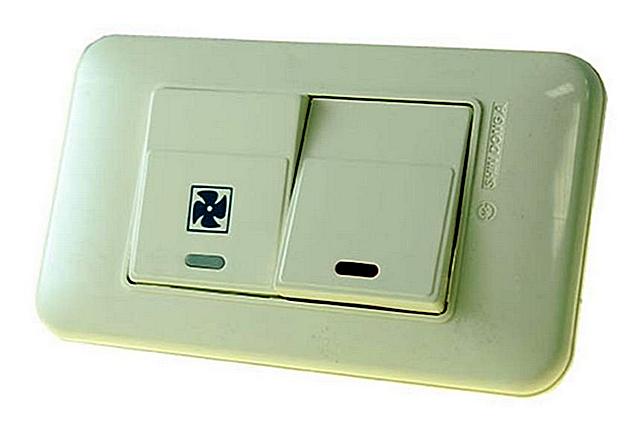 Ventilation i badeværelset i loftet: funktioner i arrangementet + instruktioner til installation af ventilatoren