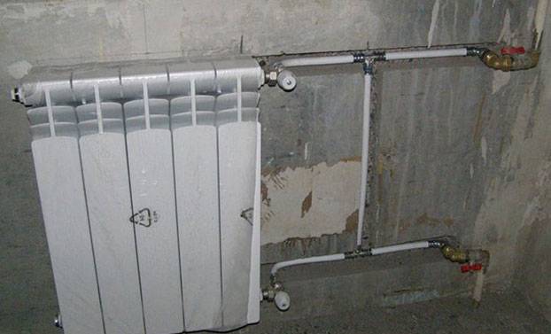 Do-it-yourself-Installation von Heizbatterien (Heizkörpern) - die wichtigsten technologischen Phasen