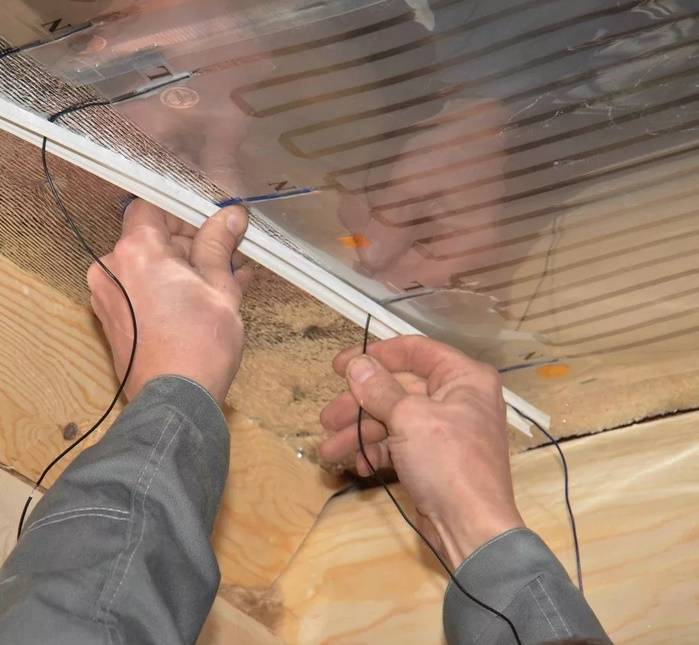 Wir installieren Planheizung: technische Daten, Preis und Do-it-yourself-Installation