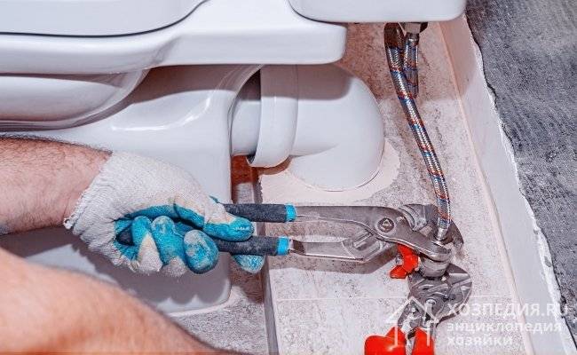 Hvorfor sveder toiletcisterne, og hvordan kan kondens fjernes?