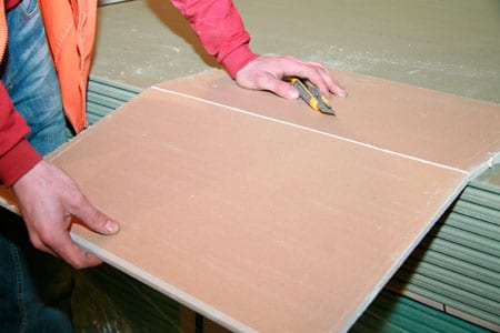 Trockenbau zu Hause schneiden ohne Baukenntnisse