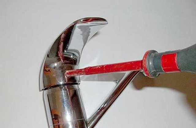 Sofortiger Heißwasserhahn: profitabel und komfortabel