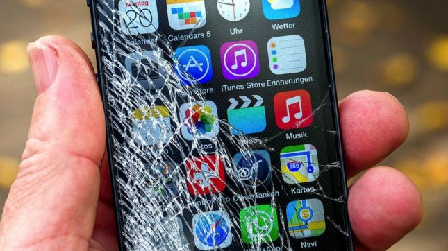 Warum du dein Handy nicht unter dein Kopfkissen legen solltest