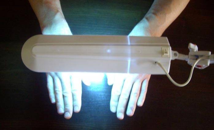 UV-lampe til hjemmebrug: typer, hvordan man vælger hvilken producent der er bedre