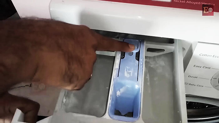 So reinigen Sie eine Waschmaschine mit Hausmitteln in 5 Schritten (+ Foto)