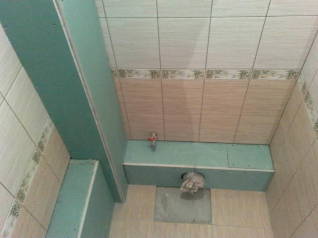 7 cara menyembunyikan pipa di kamar mandi