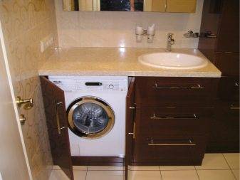 Nuancerne ved at installere en vask over en vaskemaskine: et trin-for-trin eksempel på arbejde