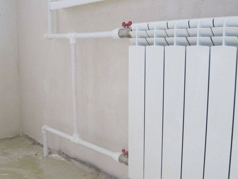 Welche Rohre sind besser zum Heizen zu wählen: eine vergleichende Bewertung