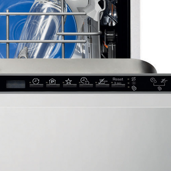 Vergleich der besten Modelle von Elektrolux-Einbaugeschirrspülern mit einer Breite von 45 cm