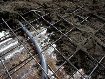 Demontering af cement-sand afretningslag: instruktioner til demontering og dens finesser