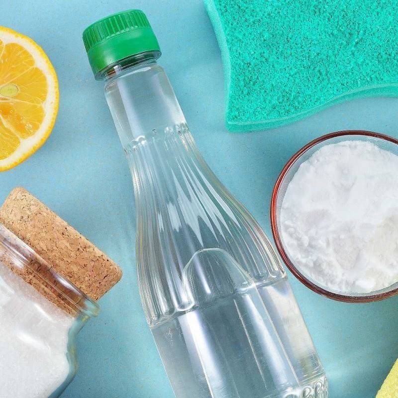 So reinigen Sie ein verstopftes Waschbecken: Ein Überblick über die 4 besten Möglichkeiten, das Problem zu lösen