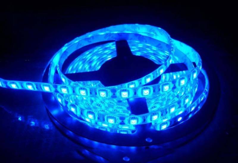 So schließen Sie einen LED-Streifen an: die Hauptphasen der Installation und des Anschlusses