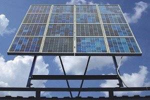 Solarbetriebene Straßenlaternen: Typen, Übersicht und Herstellervergleich