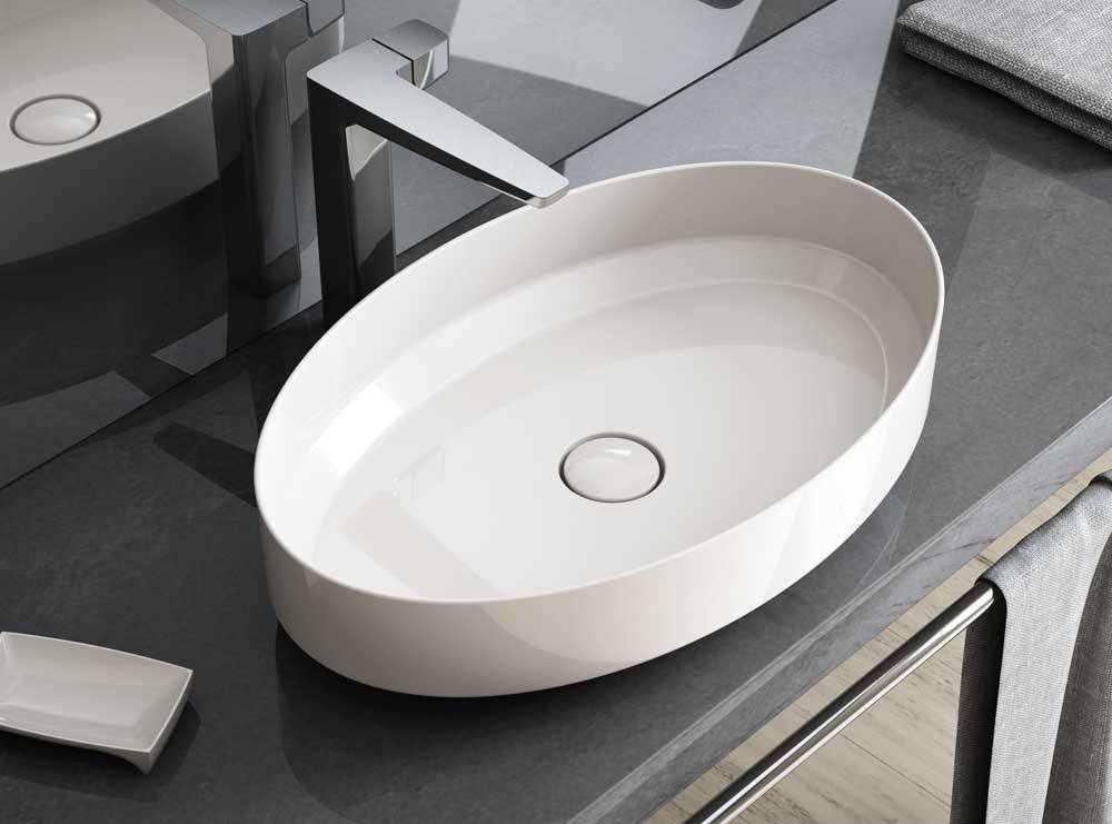 Deckenwaschbecken auf der Arbeitsplatte im Badezimmer: Typen und Installation