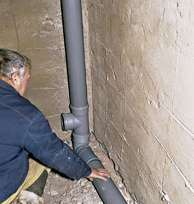 So ersetzen Sie Wassersteigrohre in einer Wohnung: eine Schritt-für-Schritt-Anleitung