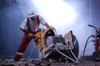 Demontering af cement-sand afretningslag: instruktioner til demontering og dens finesser