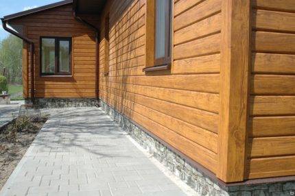 Fertigstellung des Hauses im Freien: Arten von Veredelungsmaterialien, ihre Vor- und Nachteile